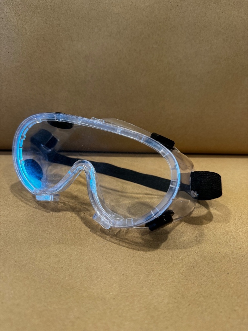 Laboratory goggles